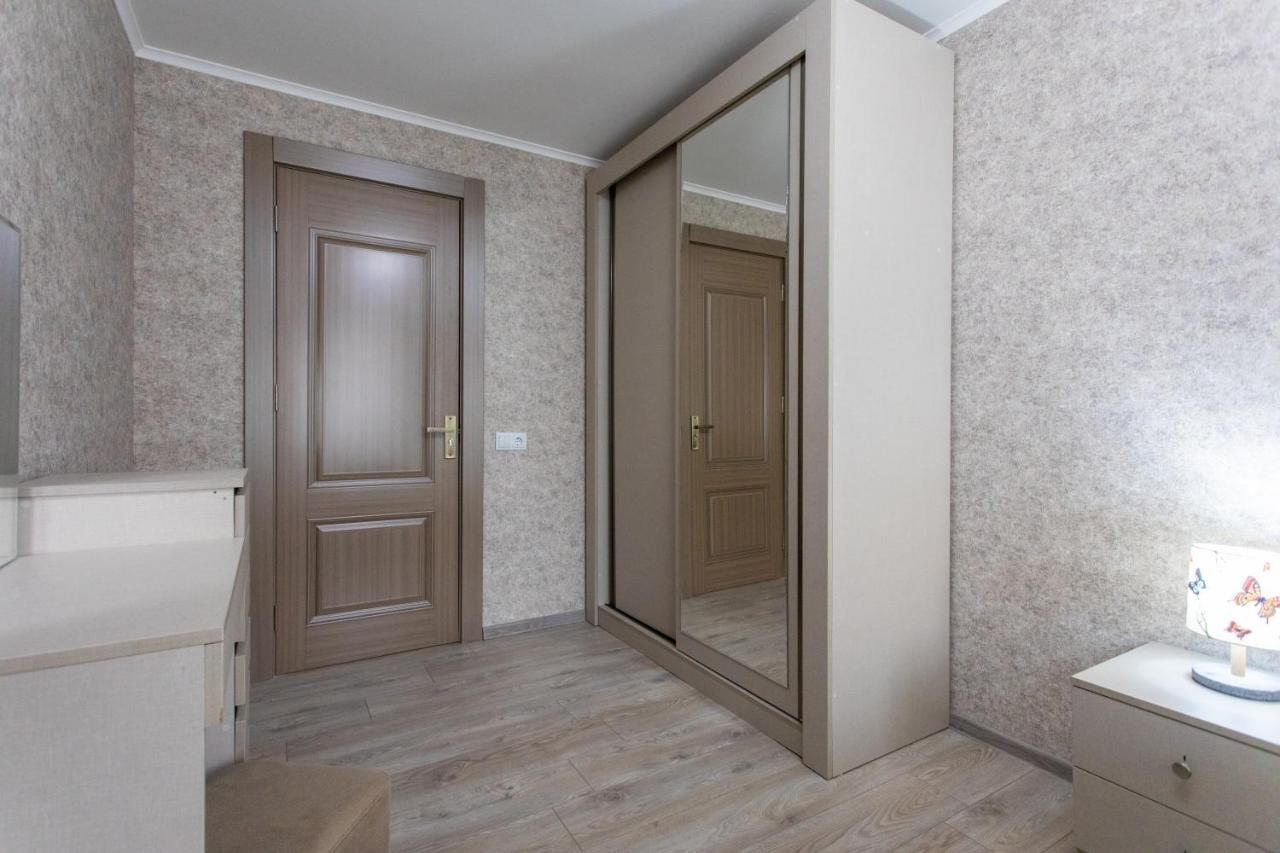 Ninia'S Apartment Kutaisi Luaran gambar